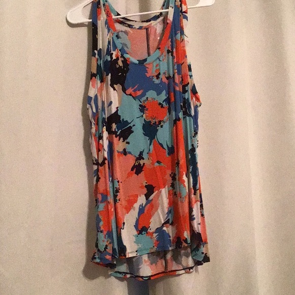 Target tank top - Picture 1 of 1